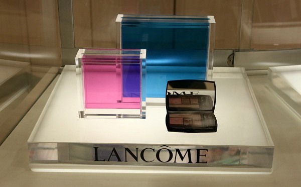 KỆ TRƯNG BÀY MỸ PHẨM